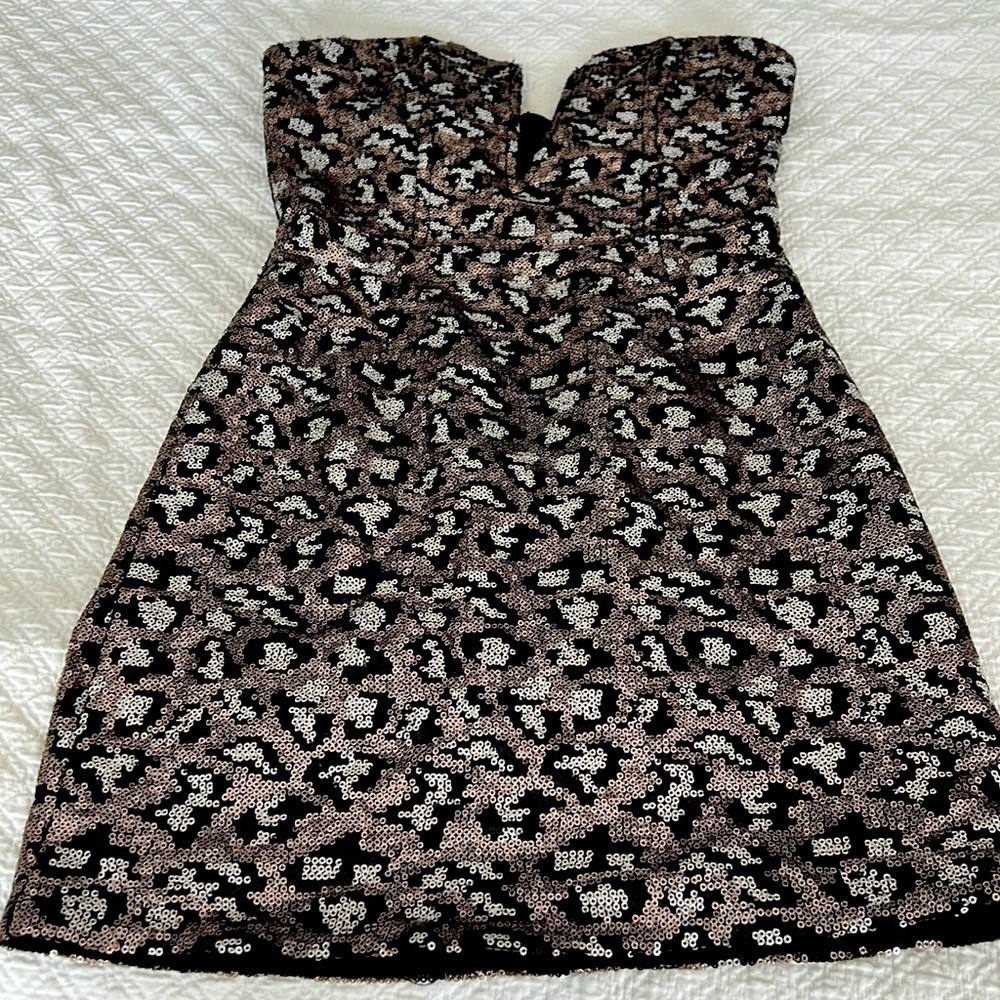 Forever 21 sequin strapless dress- size S